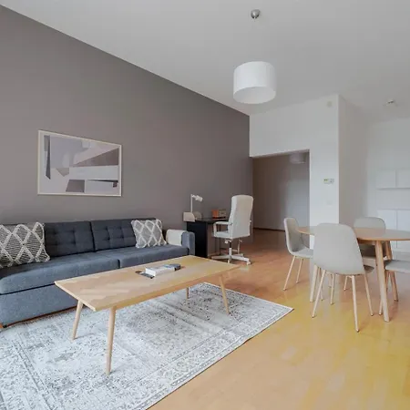 Blueground Vinohrady Pool Nr Riegrovy Sady Prg-85 Apartamento *