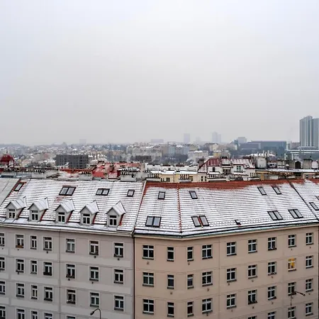 Blueground Vinohrady Pool Nr Riegrovy Sady Prg-85 Apartamento *
