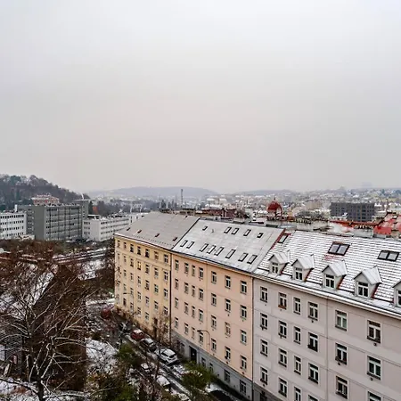 Apartamento Blueground Vinohrady Pool Nr Riegrovy Sady Prg-85 *